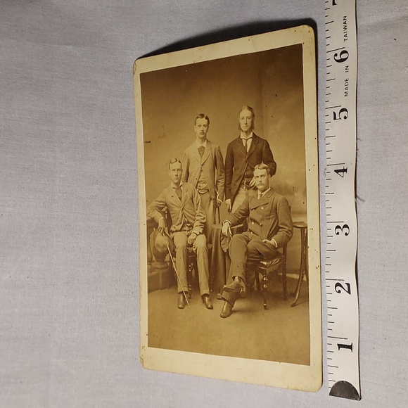 Antique Cabinet Card of Four Distinguished Men Sitting - Picture 2 of 7
